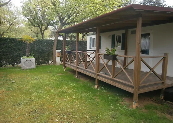 مكان تخييم Camping Klaus كافالّينو